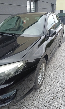 Renault Laguna cena 21300 przebieg: 201508, rok produkcji 2011 z Knurów małe 106